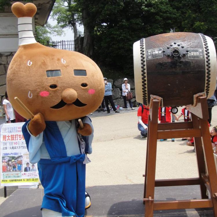 marugame city, kagawa prefecture, visitwestjapan